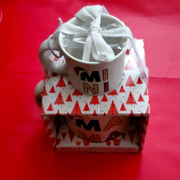 NIB: MUGS; MAMA & MINI GIFT SET - Picture 1 of 5